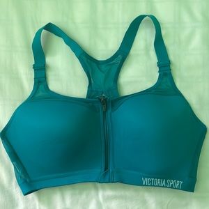 Victoria’s Secret Incredible Sport Bra